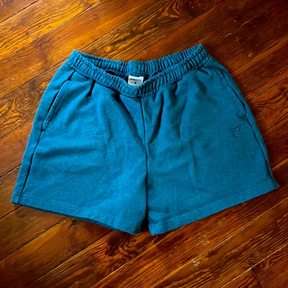 Women’s Gymshark rest day sweat shorts size medium brand new